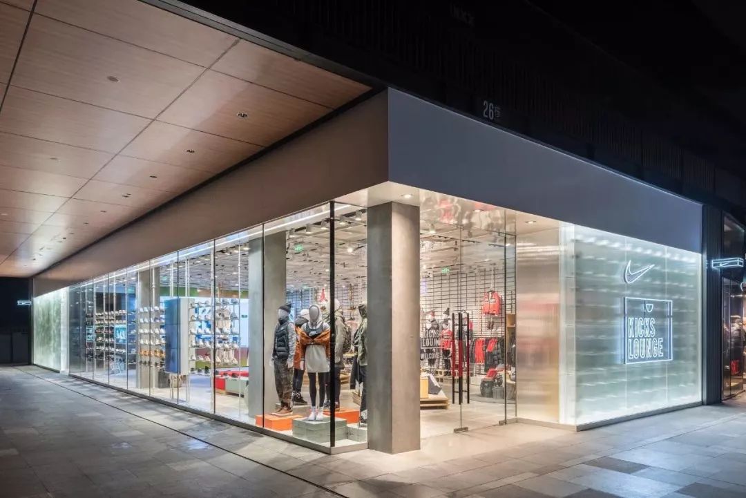 成都2018落户17万人,成都首店落户上海