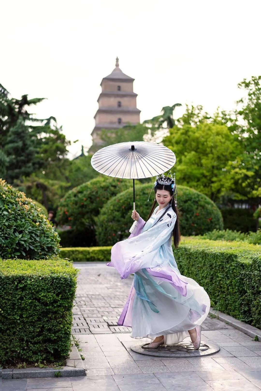 西安为什么让年轻人向往？答案有了→