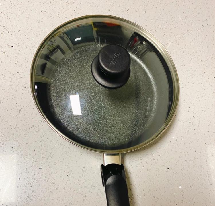 菲仕乐锅具卖货直播间销量第一名,菲仕乐什么锅最好