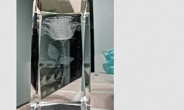 “情人节，男朋友送了我一头羊，现杀的”