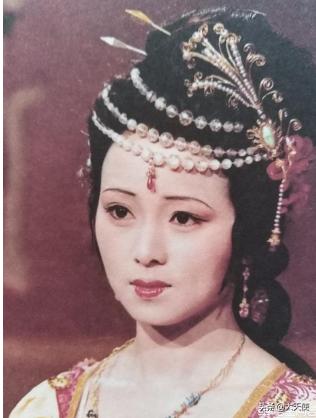 天香楼“爬灰”红杏风流案，你怎么看？