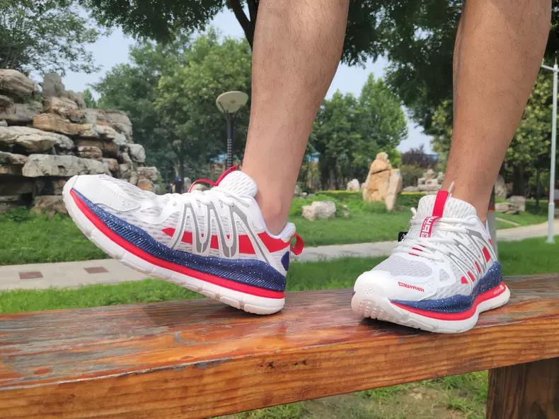 国潮摔跟头?别再崇洋媚外,试试这双真正适合中国人的跑鞋