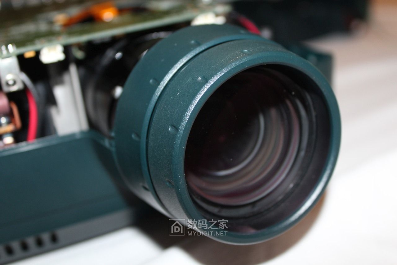 都是钽电容惹的祸：拆修宝施玛（Proxima）3LCD投影机三无故障