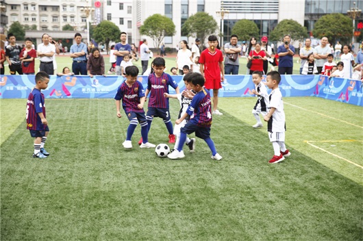 全国足球特色幼儿园活动指南,足球特色幼儿园有哪些活动