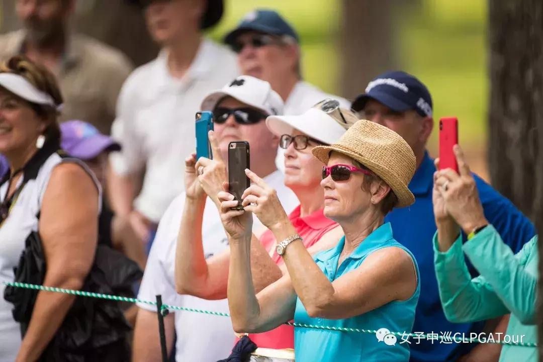 鐞冪涓嶅厑璁稿仛鐨勪簨,鐞冪涓轰粈涔堝彲浠ョ┛瑁欏瓙