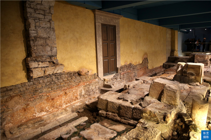 英国巴斯泡澡,英国巴斯浴池