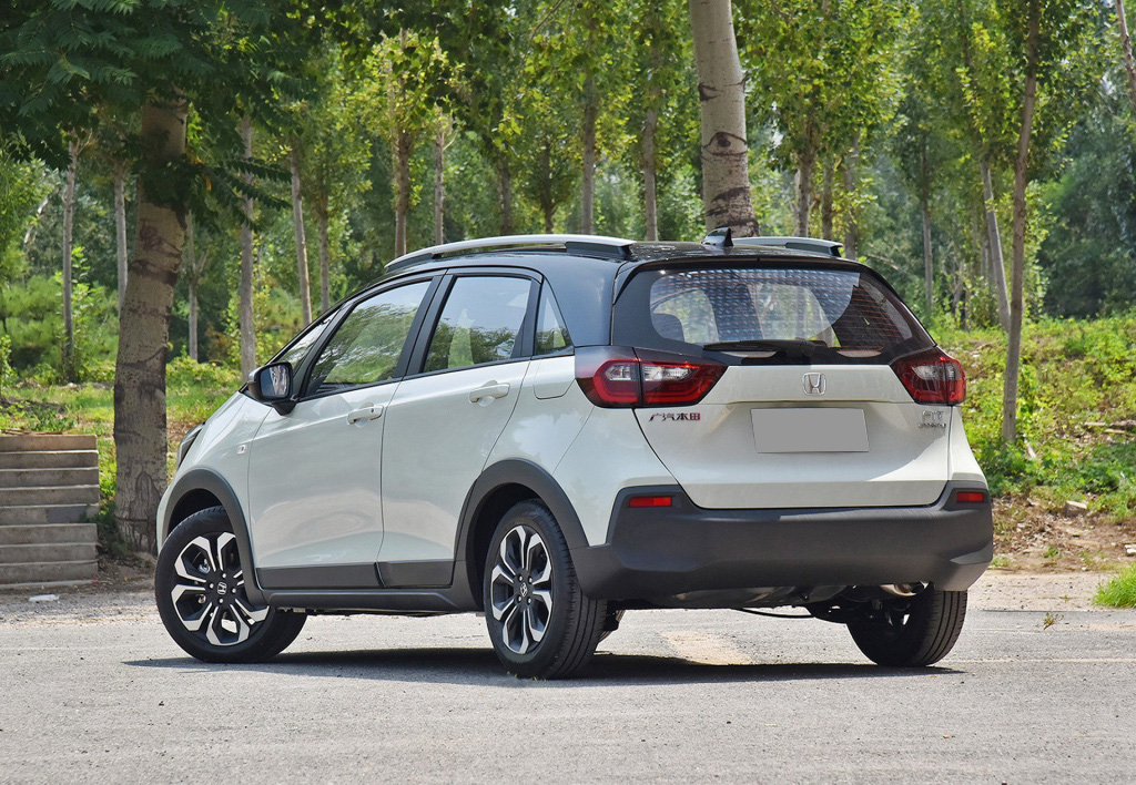 本田10万左右性价比高省油的车,本田家用车哪款性价比高些