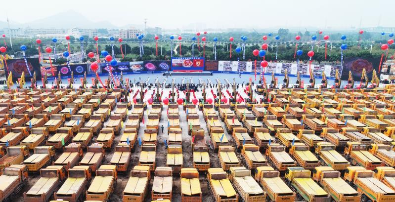 许家印广州恒大新球场,许家印广州恒大足球发布会