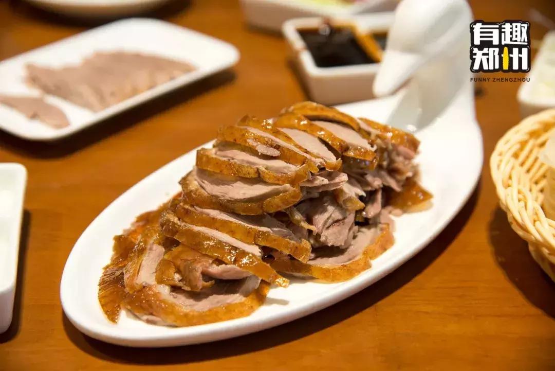 称霸紫荆山商圈40年的老店里，藏着郑州的人间烟火