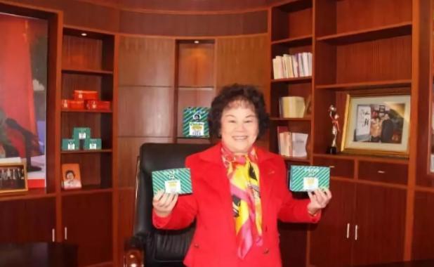 罗纳尔多最新广告,罗纳尔多被骗为金嗓子代言4年