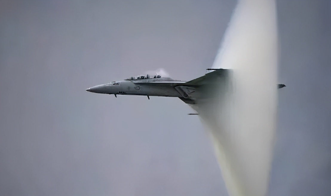 为什么会有音爆,音爆为什么不持续