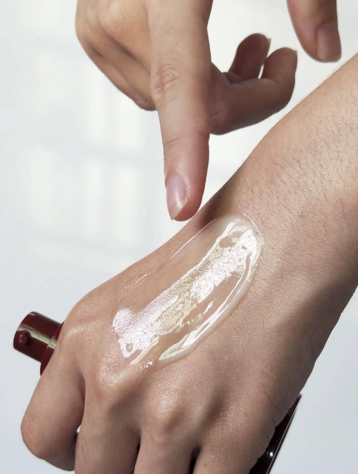 什么牌子的精华平价又抗老,地表最强平价美白精华