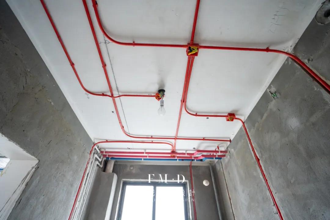 新手装修半包和全包哪种最合适,装修如何选择半包或者全包