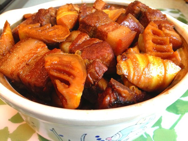 春秋笋烧肉,不俗不瘦笋烧肉
