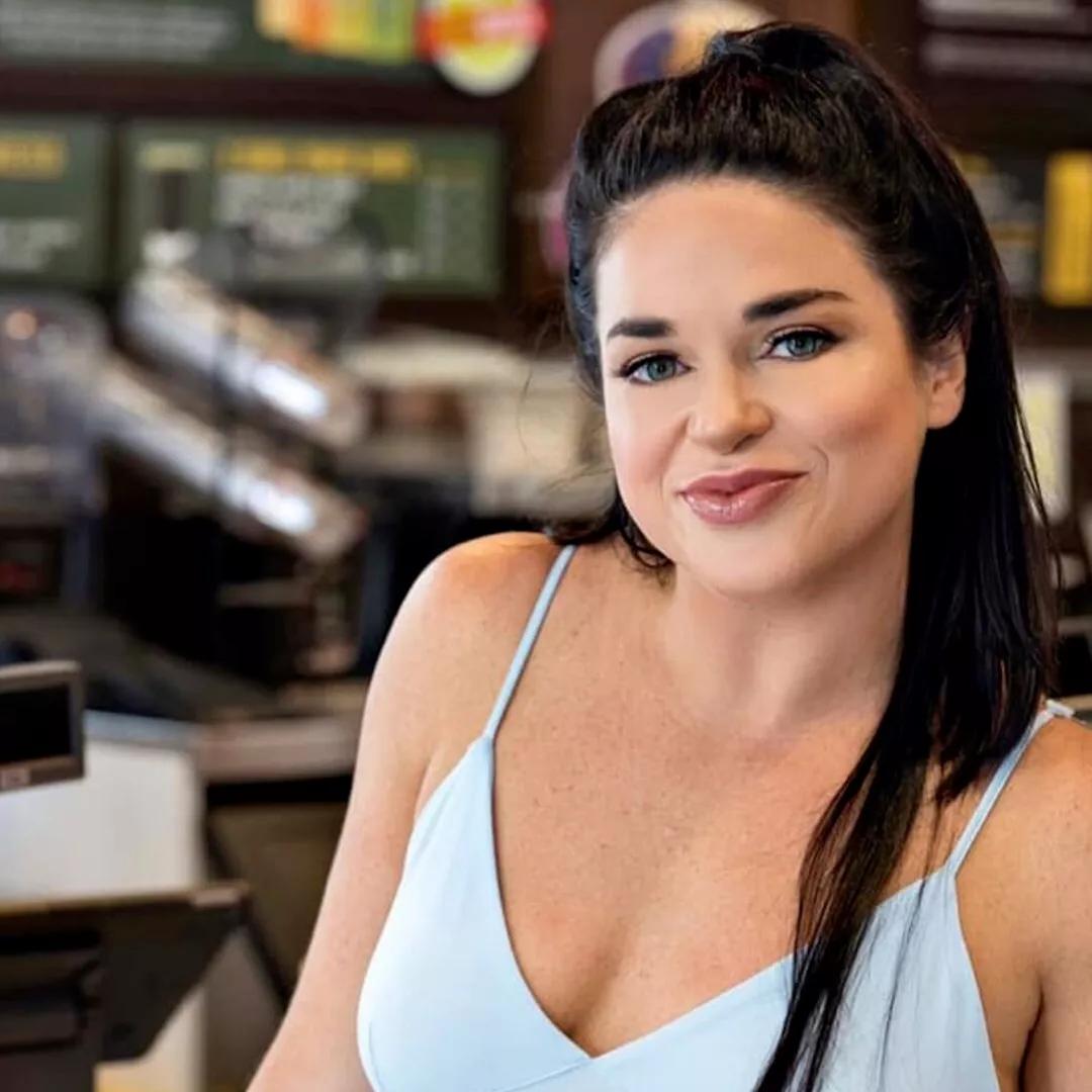 嘴巴最大的网红,一个嘴巴很小但是很能吃的网红