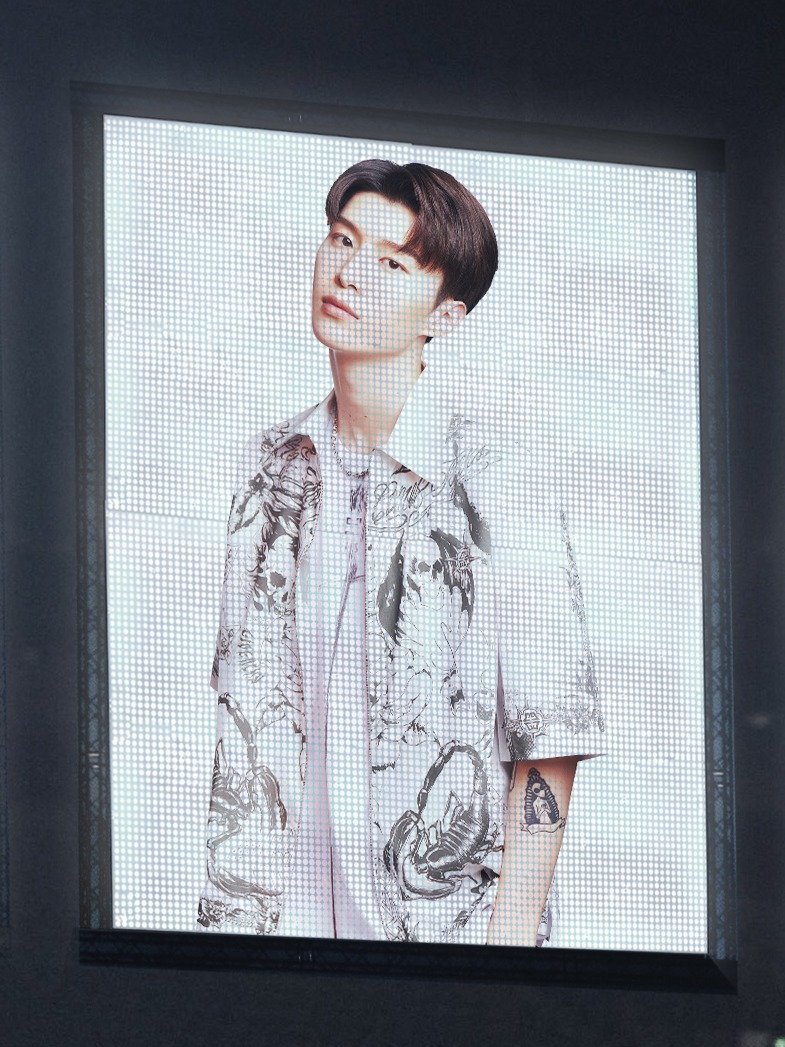 givenchy纪梵希范丞丞,givenchy代言人虞书欣