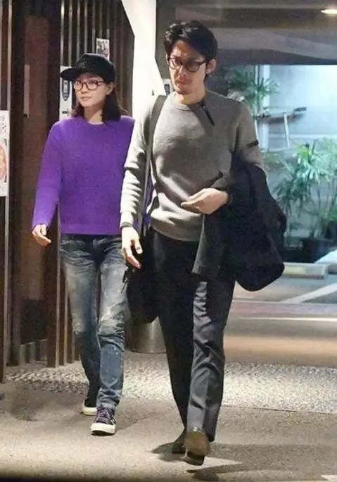 绝美人间传奇！两个大美人还在一起