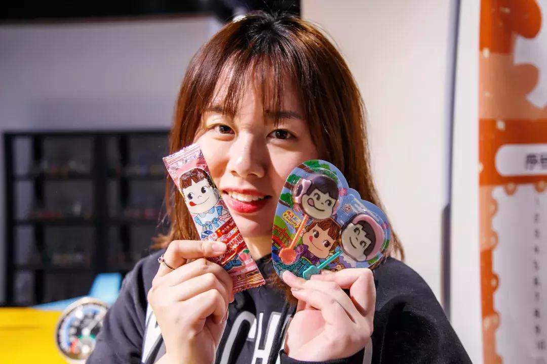 蹦床乐园闯关攀岩,蹦床馆嗨玩