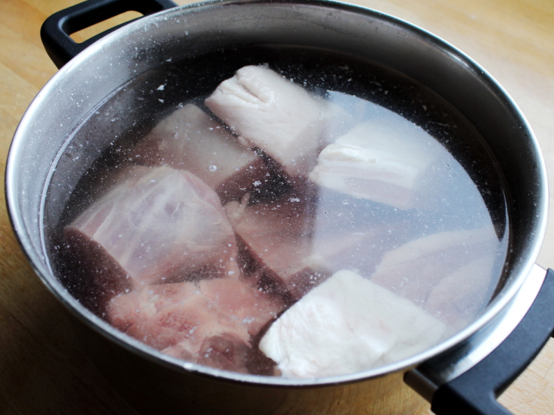 如何熬羊骨头汤,怎样熬羊骨头汤香好喝