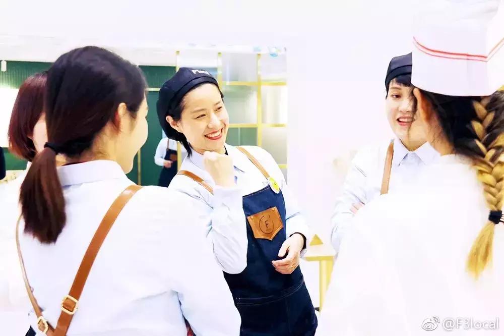 这个车行洗车速度慢10多分钟,但来过的客人都成了回头客