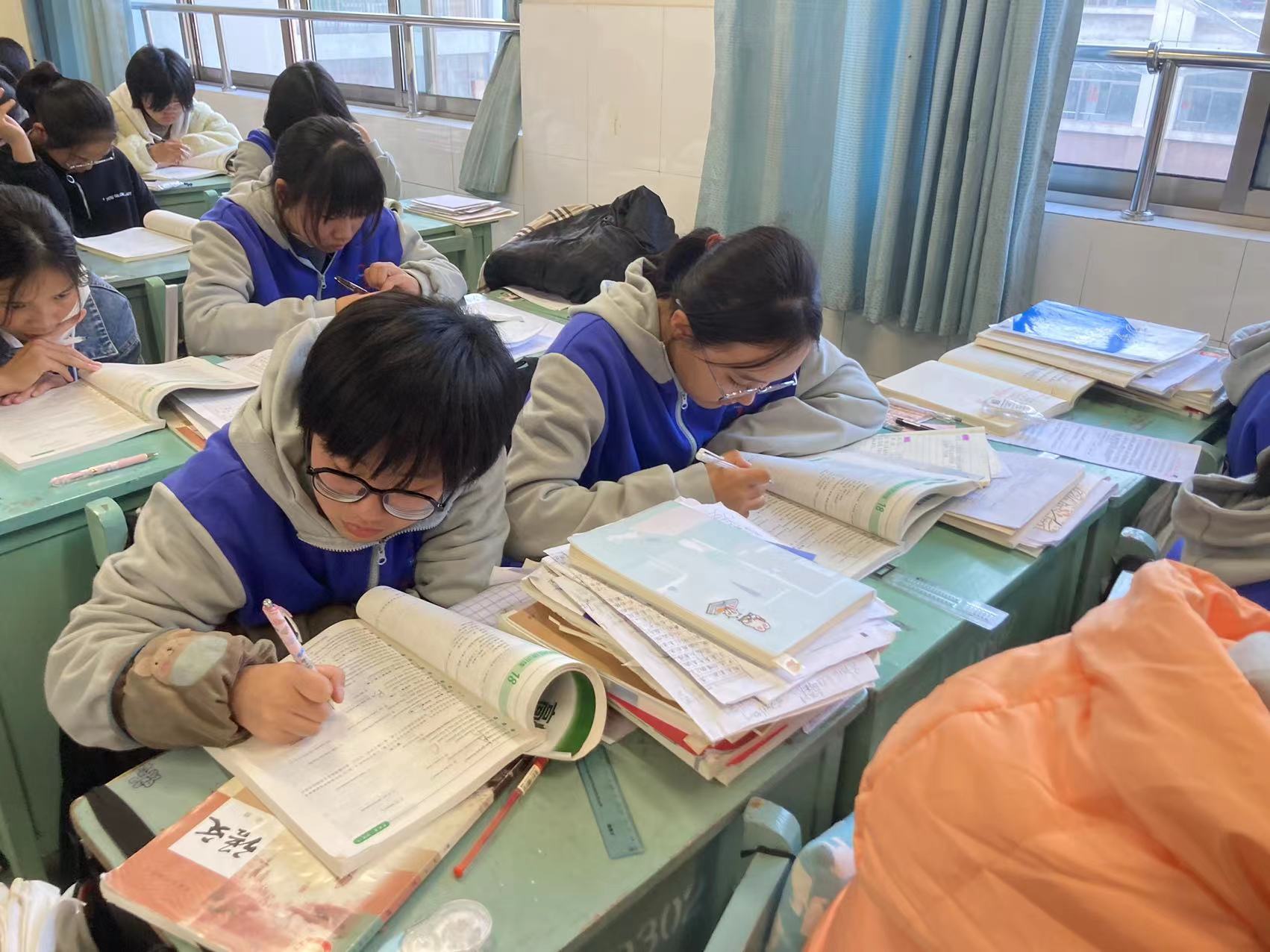 开学第80天：英语朗读批阅赏足球联赛负轻伤