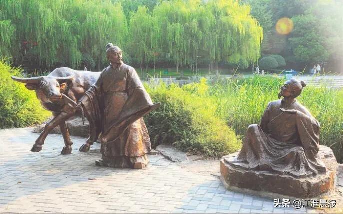 有关巢湖的诗句经典,巢湖的典故与传说