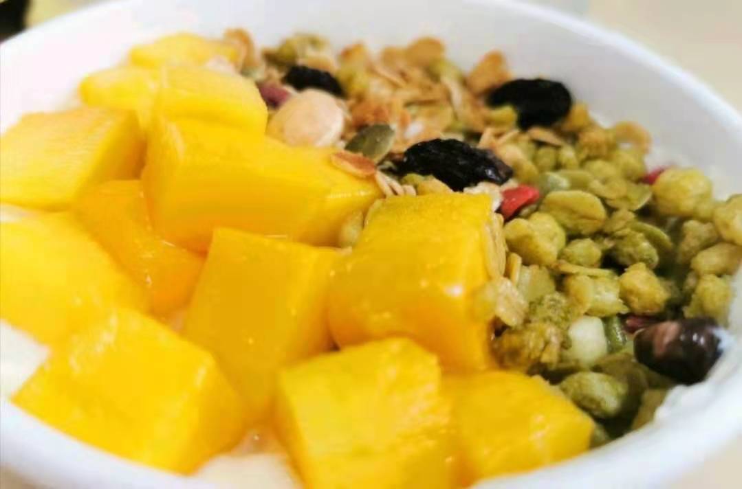 代餐适合酸奶搭配推荐,好吃不胖的爆浆酸奶