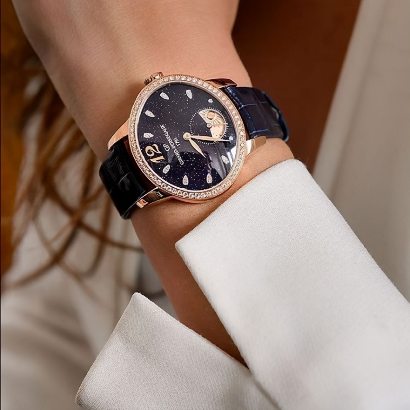 女性电子手表品牌推荐,适合年轻女性戴的手表品牌