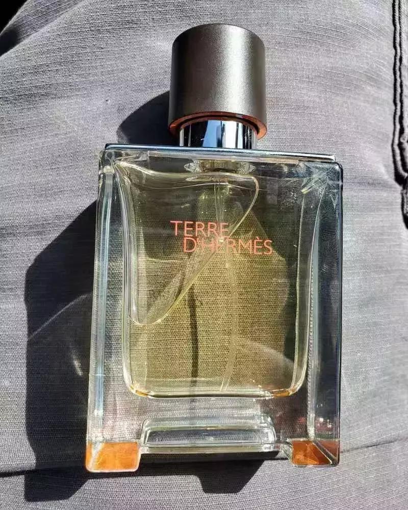 爱马仕大地是男香还是女香,爱马仕大地香调