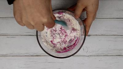 五颜六色的果蔬面 (白彩色果蔬面)