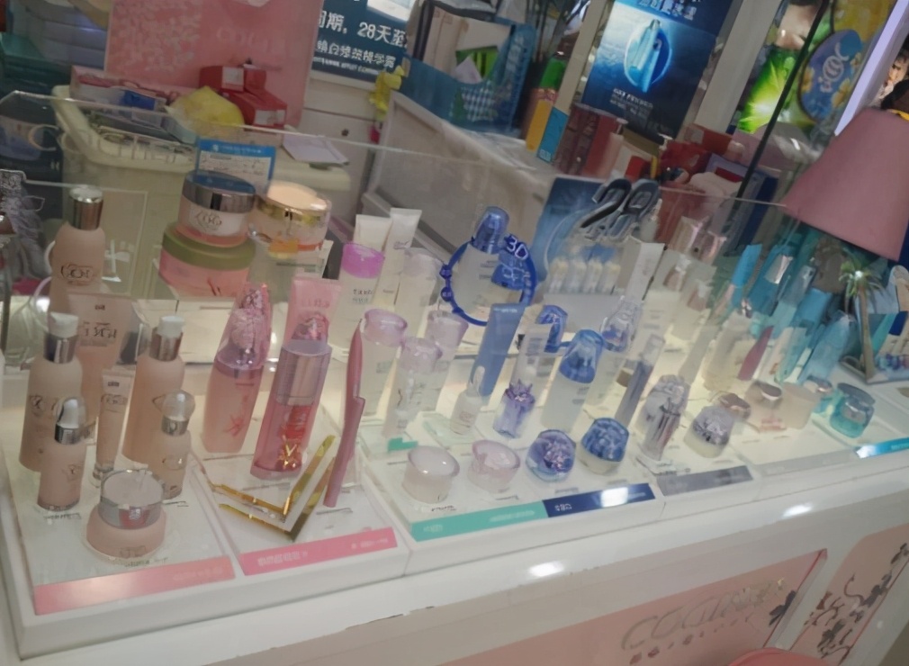 为什么国货比不上国外的护肤品好,为什么国货比外国牌子好用