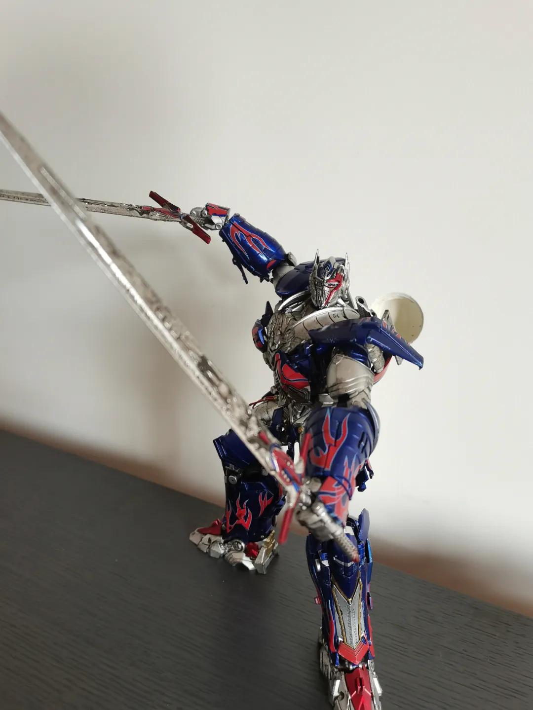 tw骑士擎天柱动作,tw骑士擎天柱官图