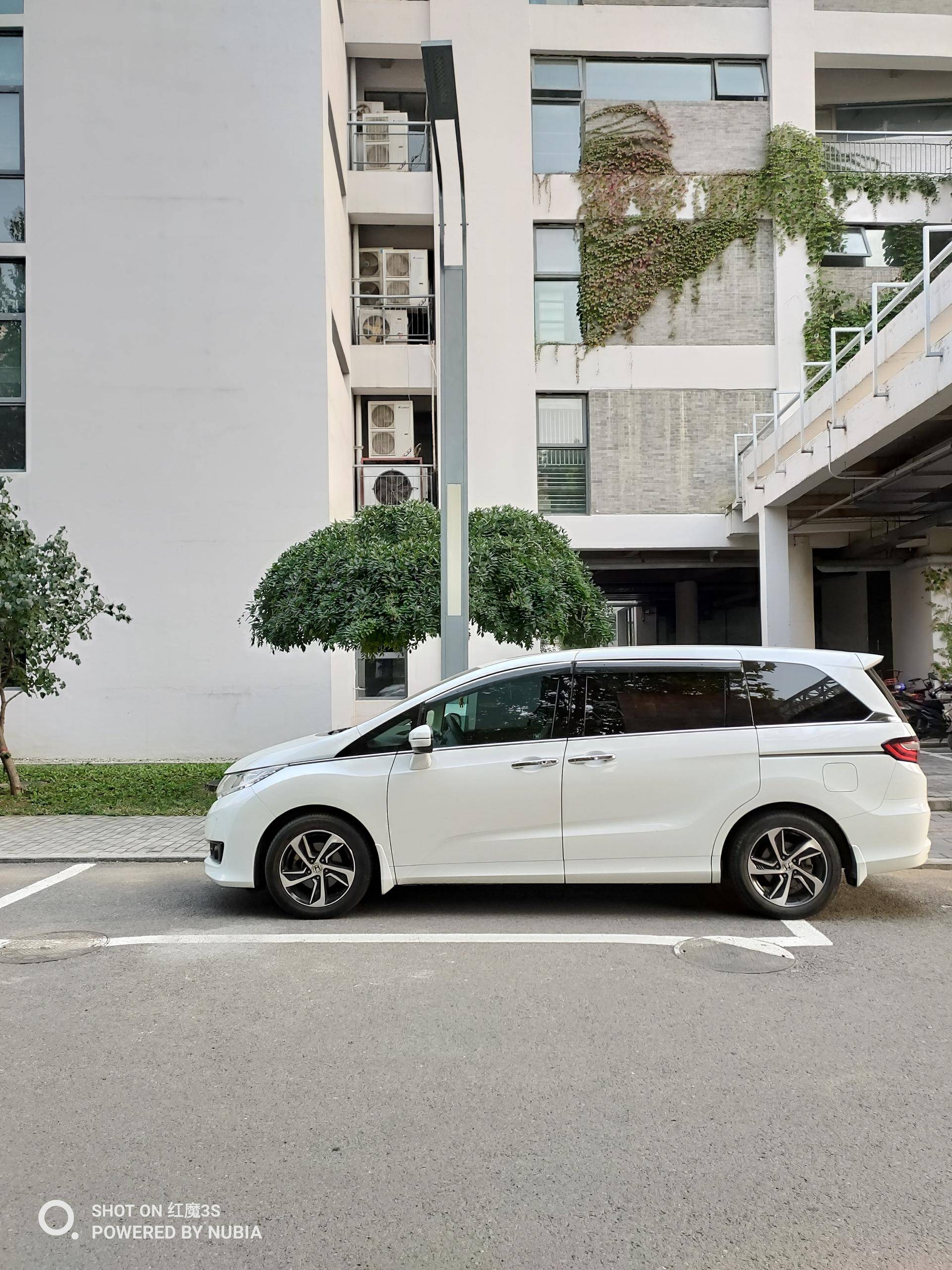 红魔3s和红魔3区别,红魔3s相当于苹果几