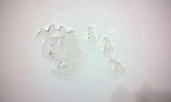 墙面发霉起泡怎么办,墙面发霉彻底解决小妙招