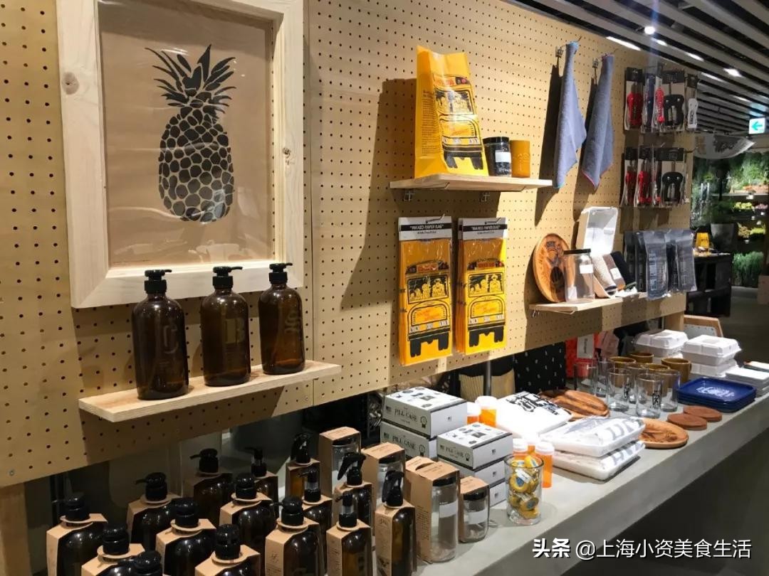 叫板MUJI！日本潮牌nikoand...全球超大旗舰店来魔都了