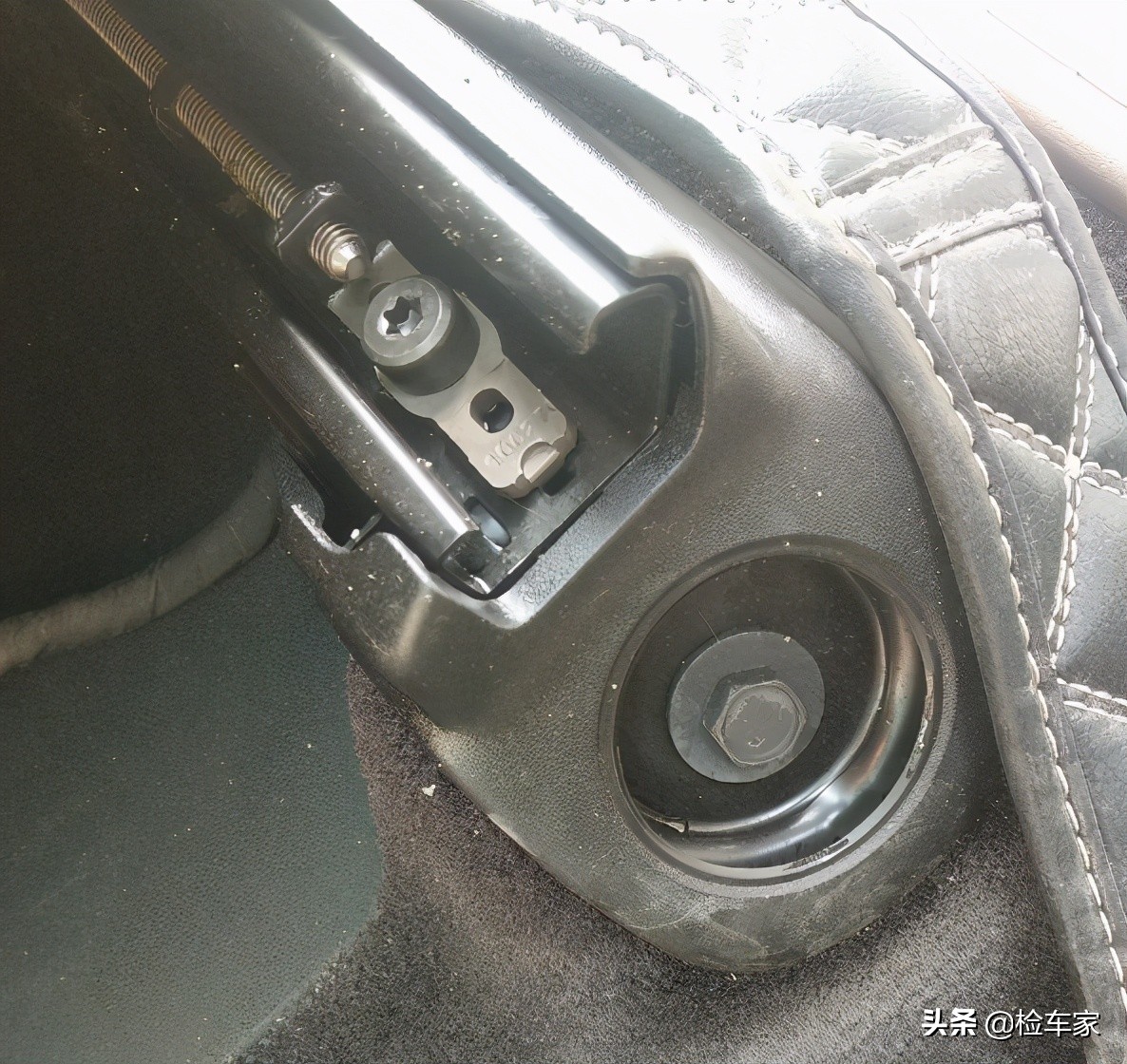 经典款大切诺基越野车,大切诺基越野最好的车型