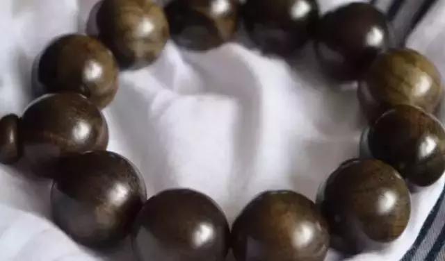 盘花了的手串怎么补救,不想要的开光手串怎么处理