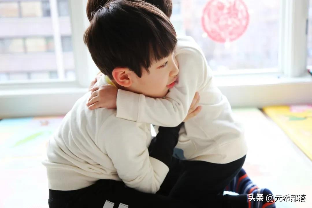 儿童创意花卉手工,儿童手工制作大全创意开花