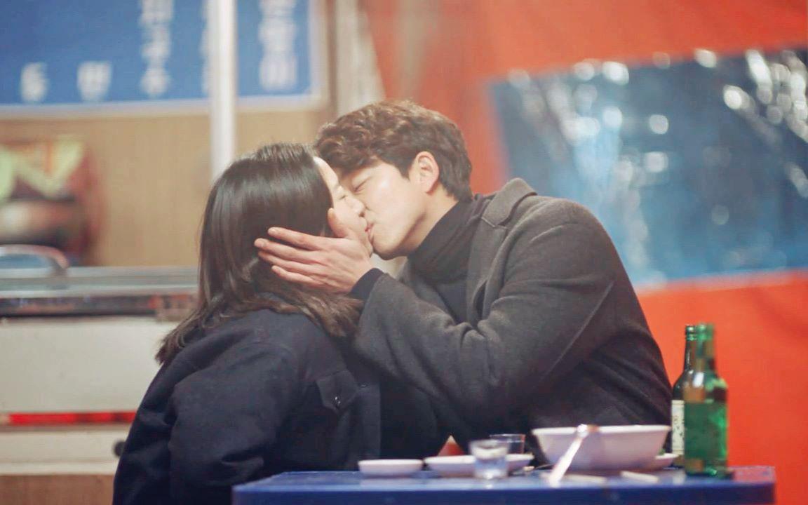 看完韩剧感觉谁说话都像在说韩语,当韩剧看多了就会说韩语了