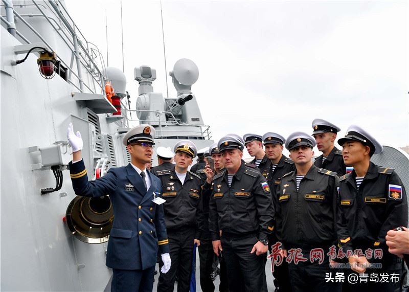 中俄官兵互相参观军舰,2024海军节舰艇开放日有哪些舰艇