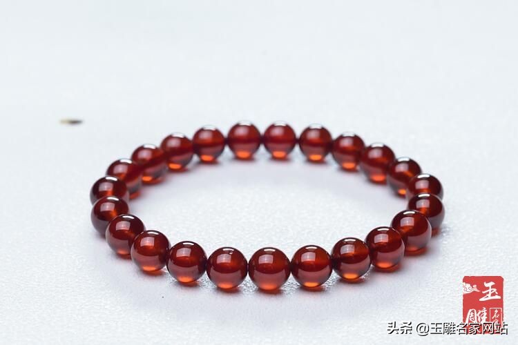 如何鉴别石榴石的真伪,石榴石的鉴别方法及技巧是什么