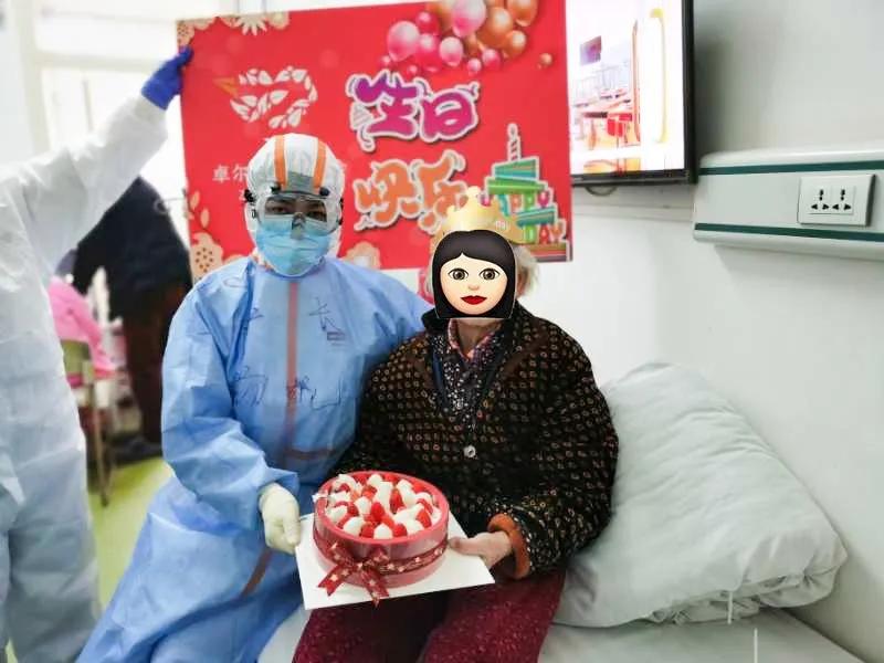 医者有大爱秦楚结同心—西安国际医学中心抗击新冠肺炎疫情纪实