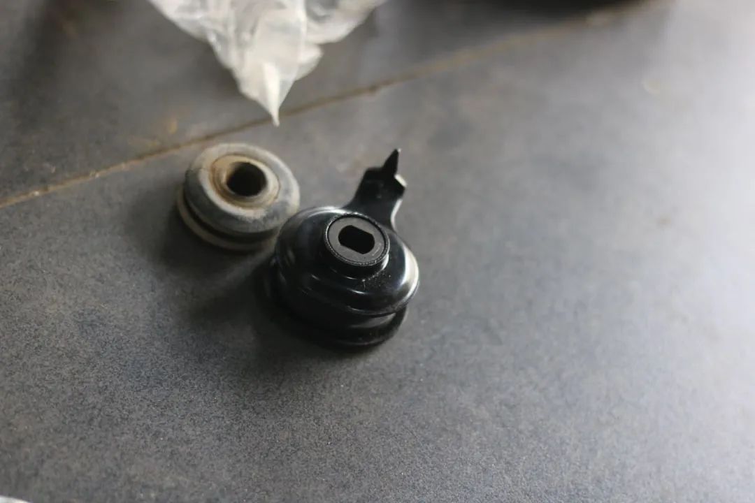 经典老车丰田lc90翻新复活,老款普拉多120翻新