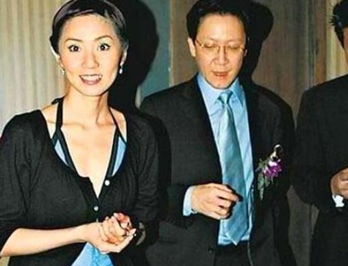 向华强敢惹曾志伟吗,向华强与曾志伟