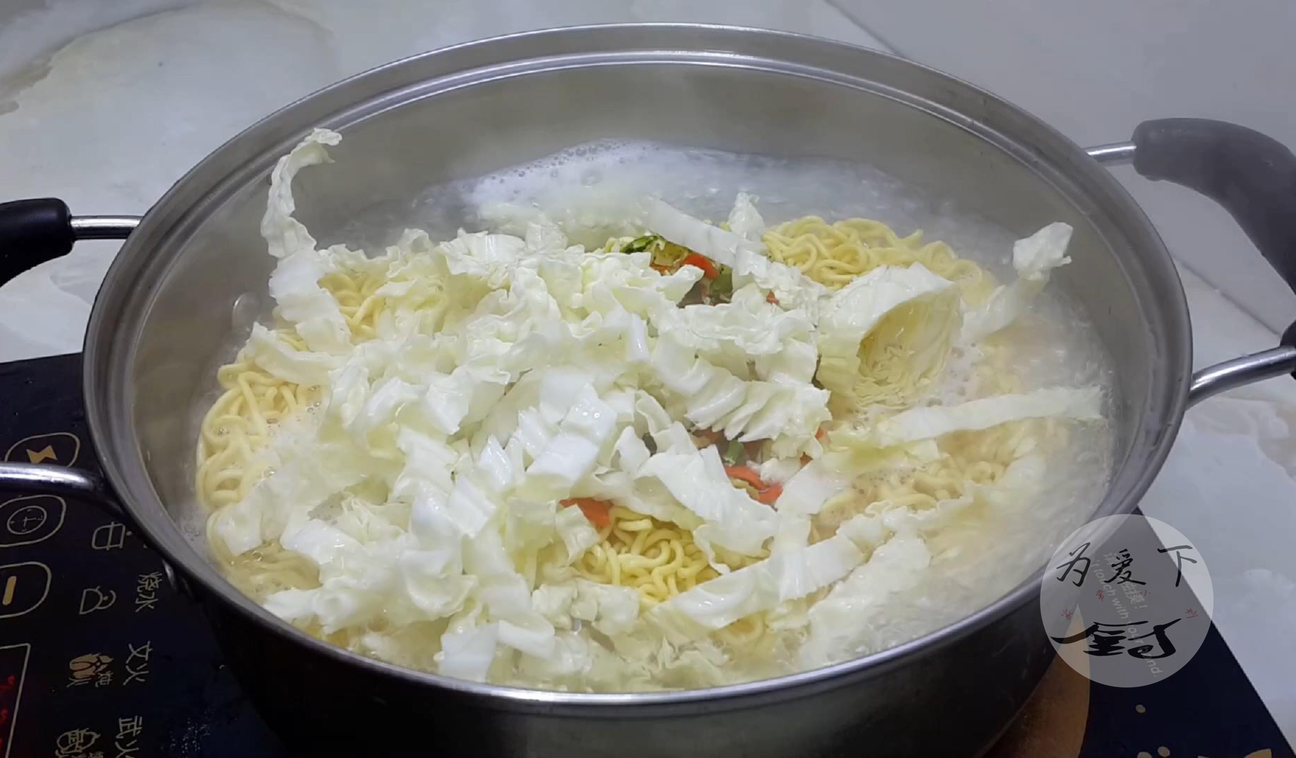 骨汤做法大全视频,骨汤做法商用