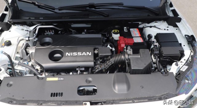 买丰田卡罗拉还是买日产轩逸,轩逸混动卡罗拉双擎跑网约车