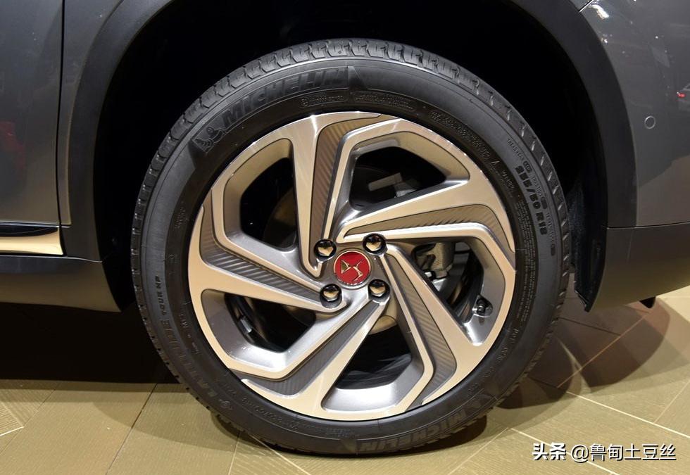 16寸龙鳞刀锋轮毂动态效果,新款刀锋轮毂动态效果