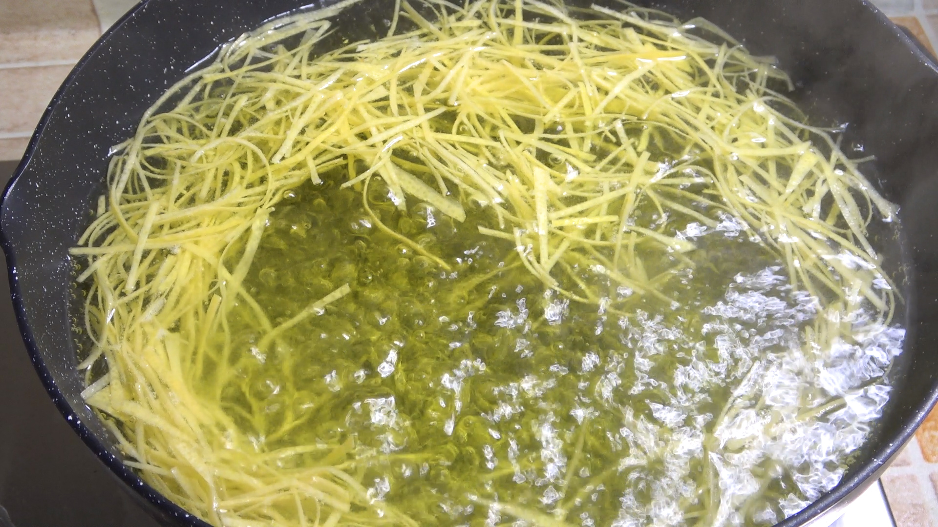 蜂蜜柚子茶怎么煮才不苦涩呀,蜂蜜柚子茶是怎么熬的视频