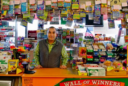 美国彩票奖金在600元以下,美国彩票史上第一大奖16亿美元