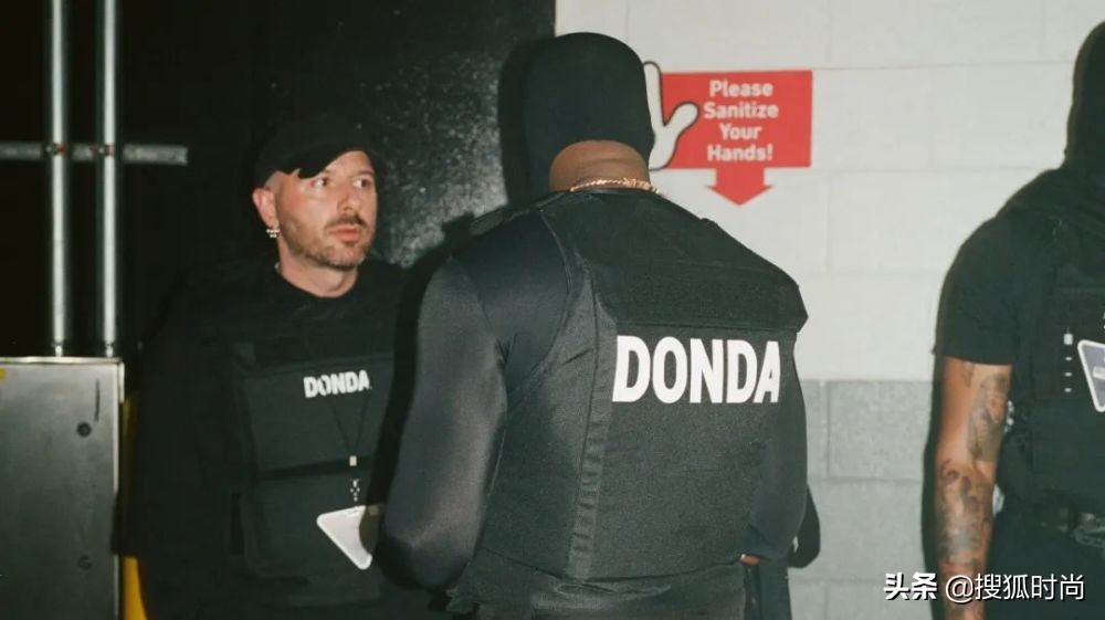 卡戴珊与侃爷大婚,卡戴珊为前夫侃爷庆生